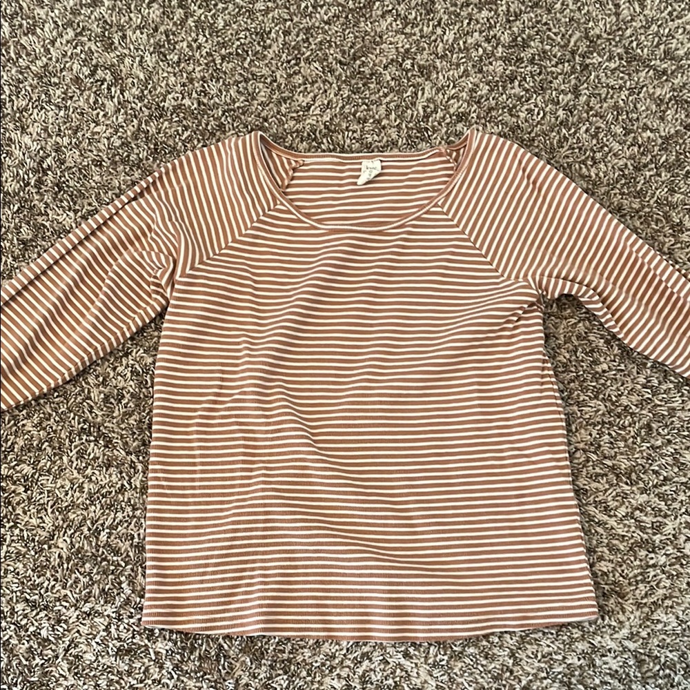 Kate Quinn XS Ribbed Striped Tan and White 3/4 Sleeve Top